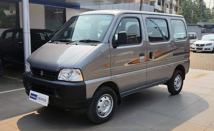 True value certified Maruti Eeco sideview