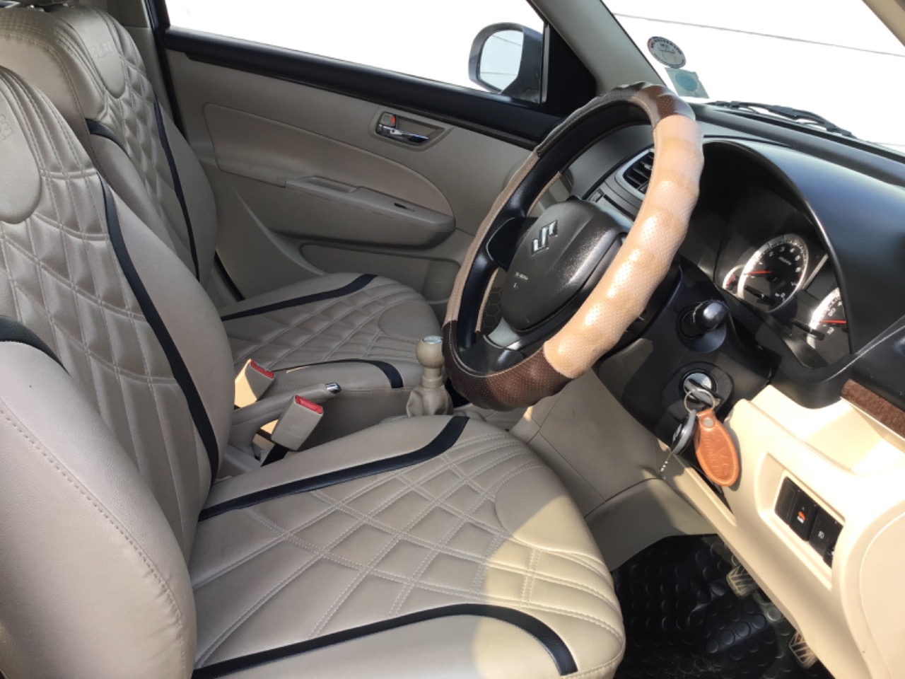 2016-SWIFT-DZIRE-VXI-OPTIONAL interior