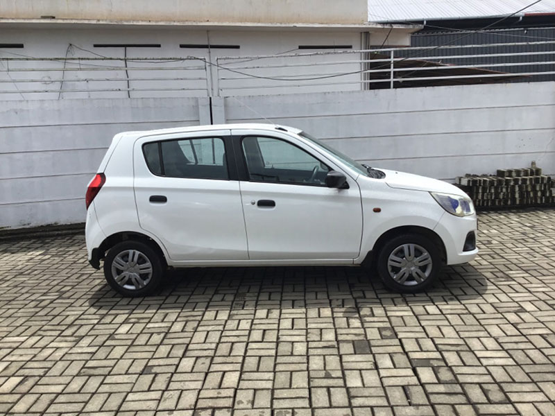 2016-Alto-K10-AMT---side