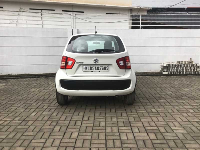 2017-Igins-Used-car---back