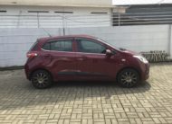 I10 Magna 2015 w red Side