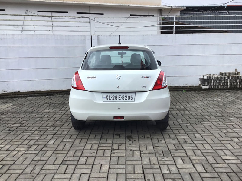 2014-Maruti-swift-VXI-truevalue-used-car-Back
