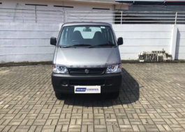 2022-EECO-Used-car-front-view