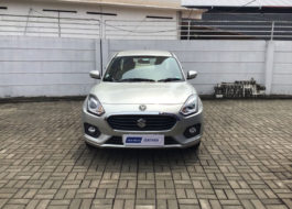 2017-Dzire-ZXI+ Used car front