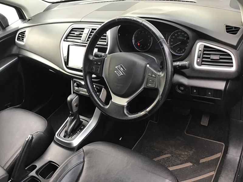 2020 used Scross Alpha AT interior view