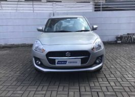 2021-swift-Zxi-used-car-Front-view