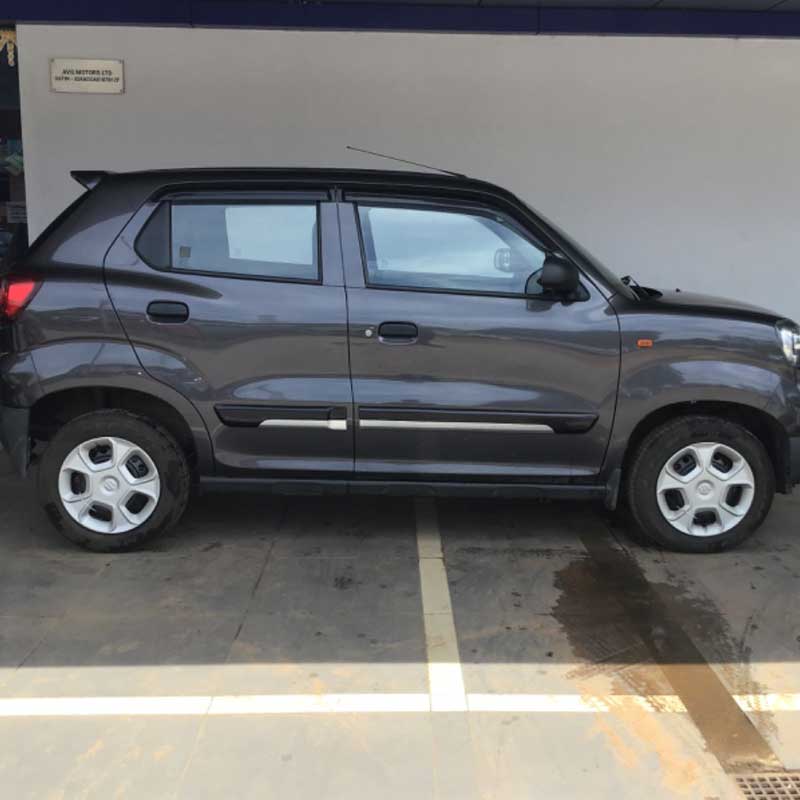 2020-S-Presso-Vxi-Ags-Used-car-side-view